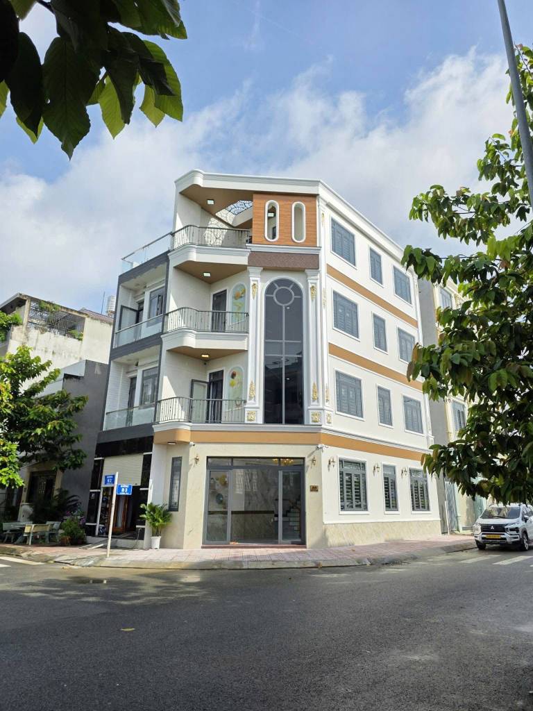 GIÁ SỐC CUỐI NĂM – Nhà 1 Trệt 2 Lầu 4x30 – Vị Trí Đẹp – Diện Tích Khủng – CHỐT SỚM KẺO LỠ!